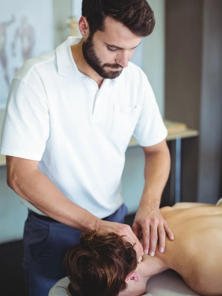 holistyczne_terapie_manualne_bartlomiej_kozuch usatwiveia systemie totalna biologia osteopatia mikrokinezyterpaia biokinezjologia NST